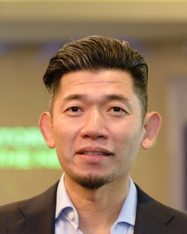 Portrait of Mark L. Yu, CFA